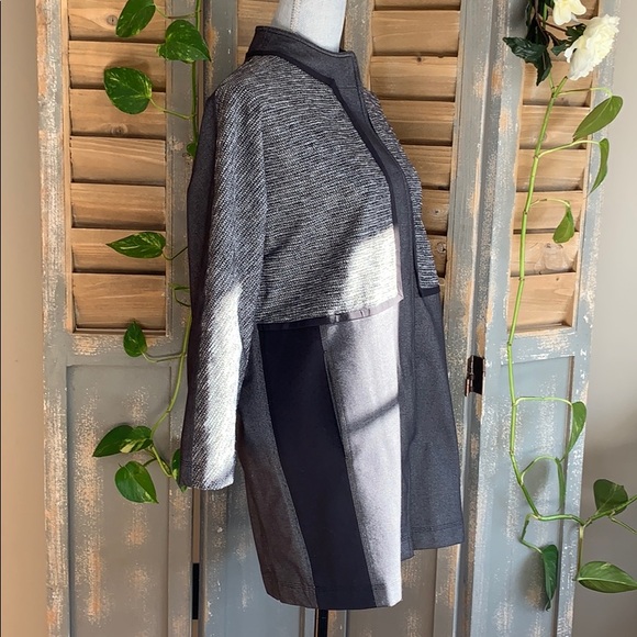 Lululemon dark grey mandarin collar raglan jacket - Picture 7 of 16